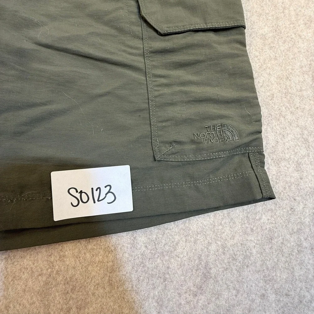The North‎ Face Mens Cargo Shorts Olive Green Nylon Hiking Utility Size 36